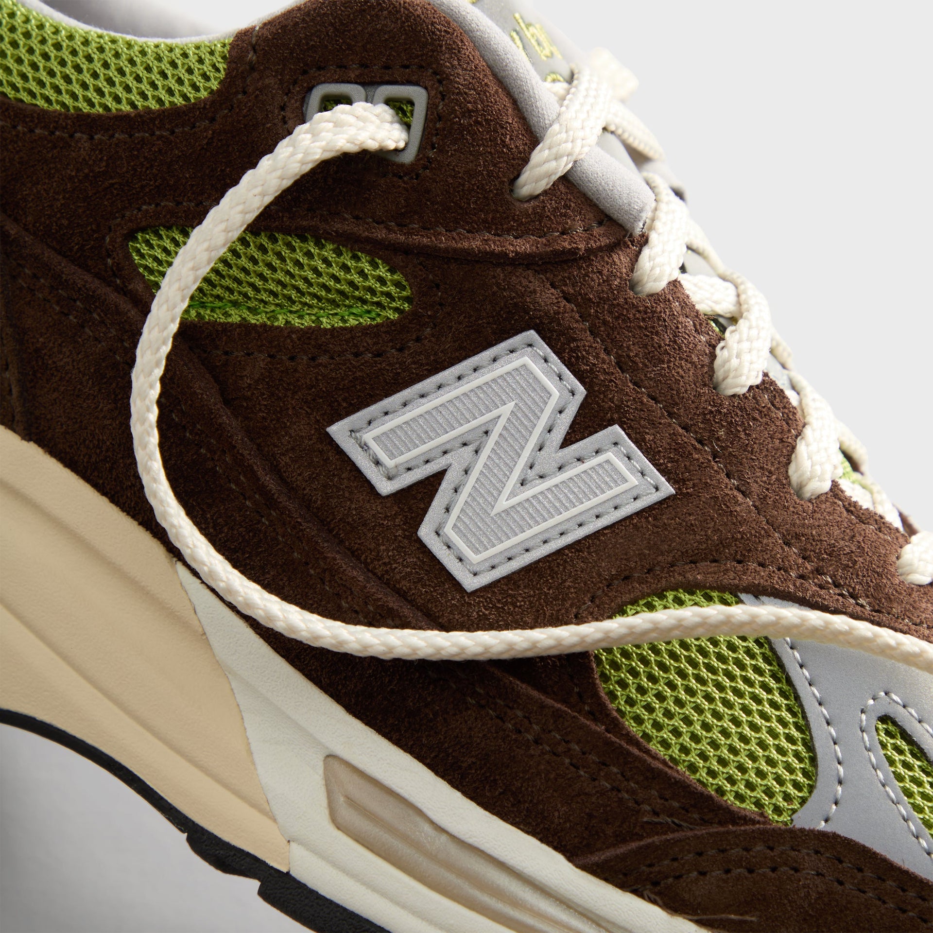 Kith & Daniëlle Cathari | New Balance Made in UK 991V2 "Reverse" - Chocolate Brown / Pistachio