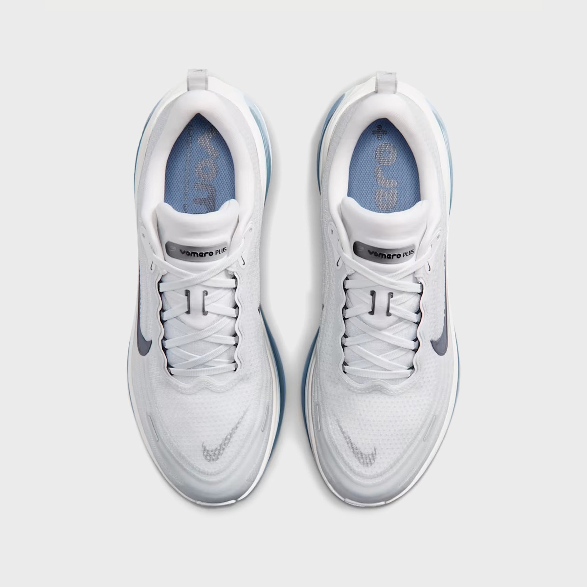Nike Vomero Plus - Off-White / Grey Fog / Thunderstorm / Obsidian