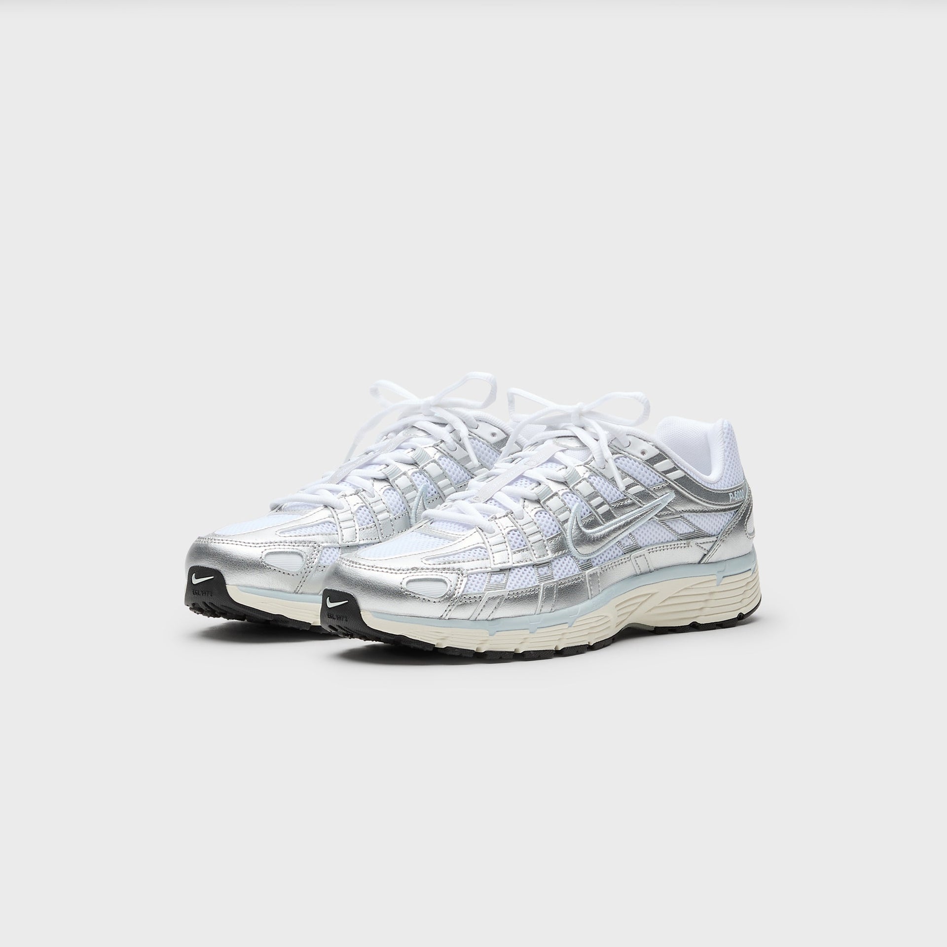 Nike P-6000 - White / Metallic Silver / Blue Tint / Sail