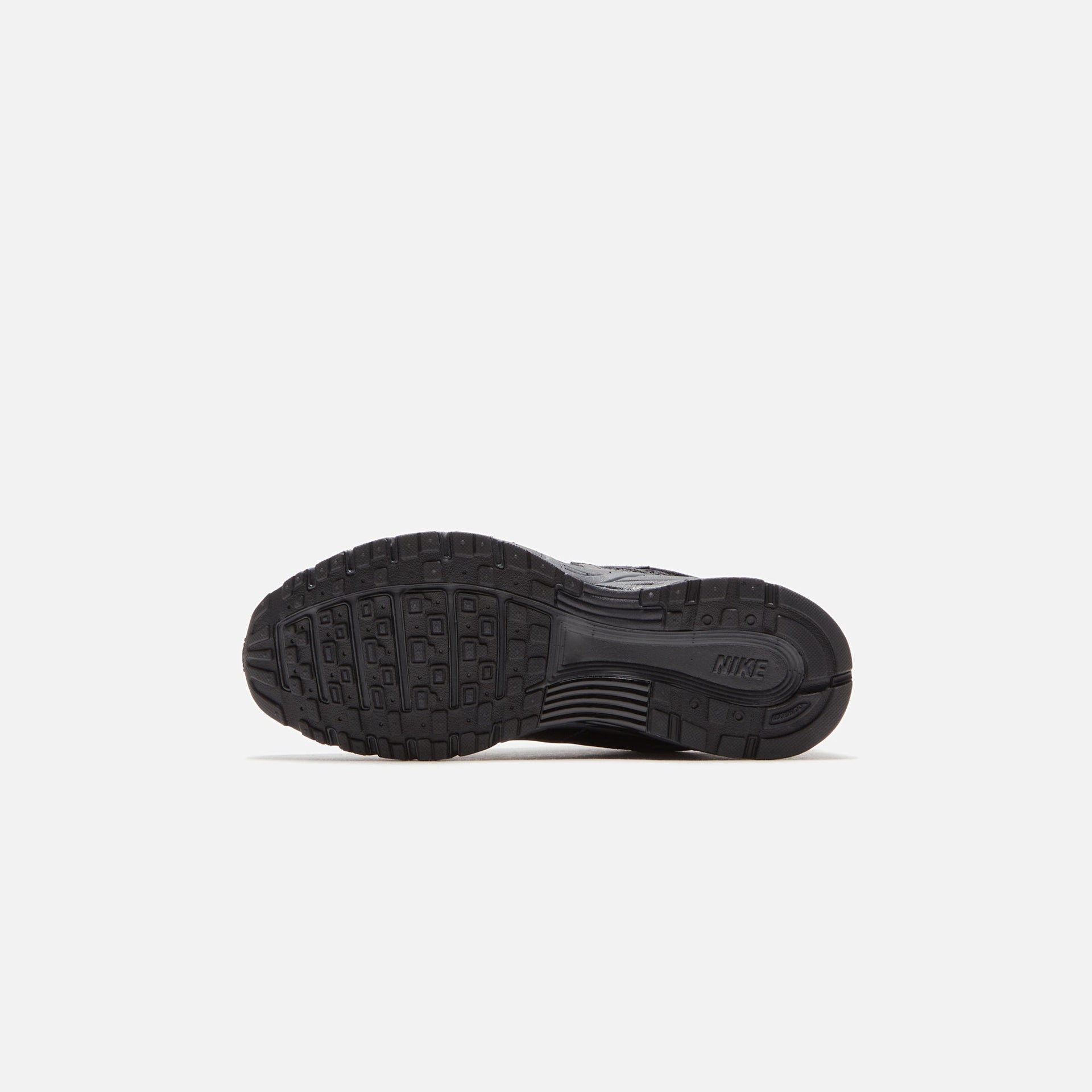 Nike P-6000 - Noir / Noir / Anthracite