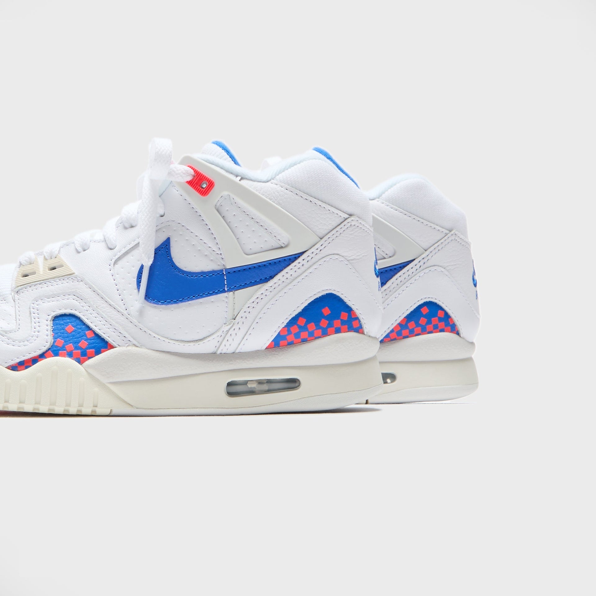 Nike Air Tech Challenge 2 - White / Royal Blue / Laser Crimson