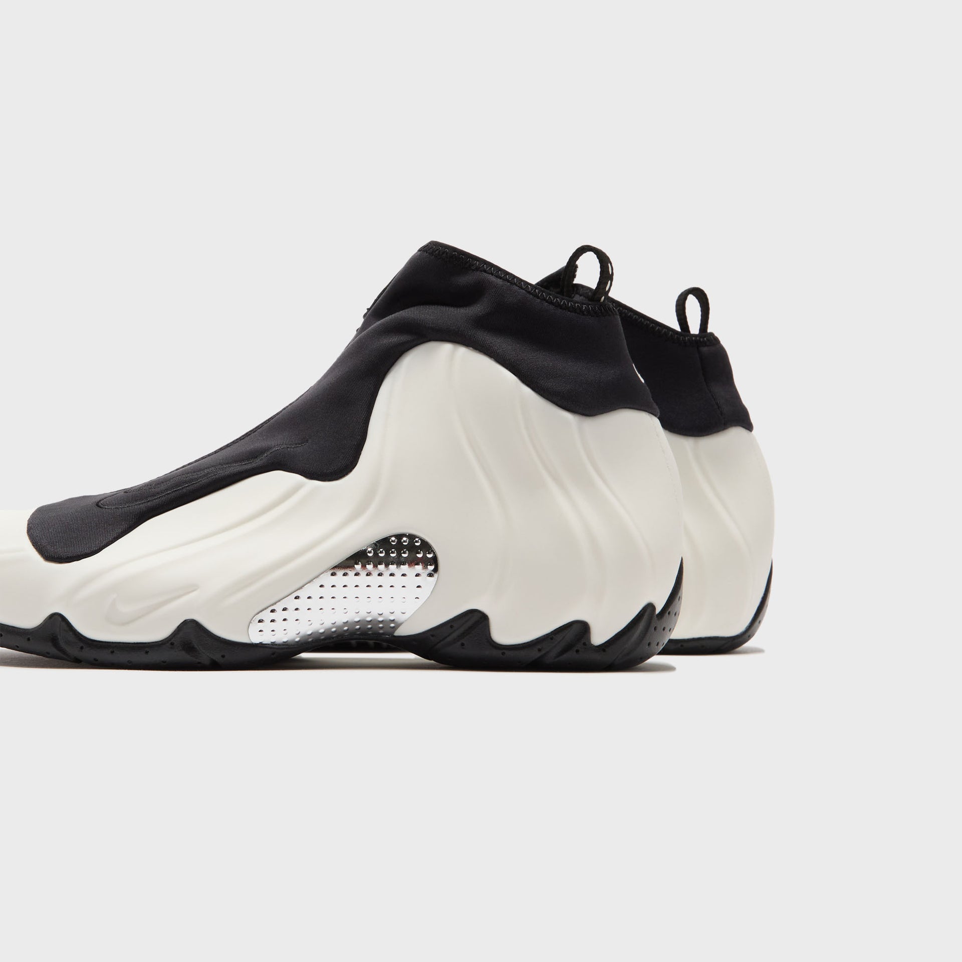 Nike Air Flightposite QS - Voile / Noir / Argent métallisé