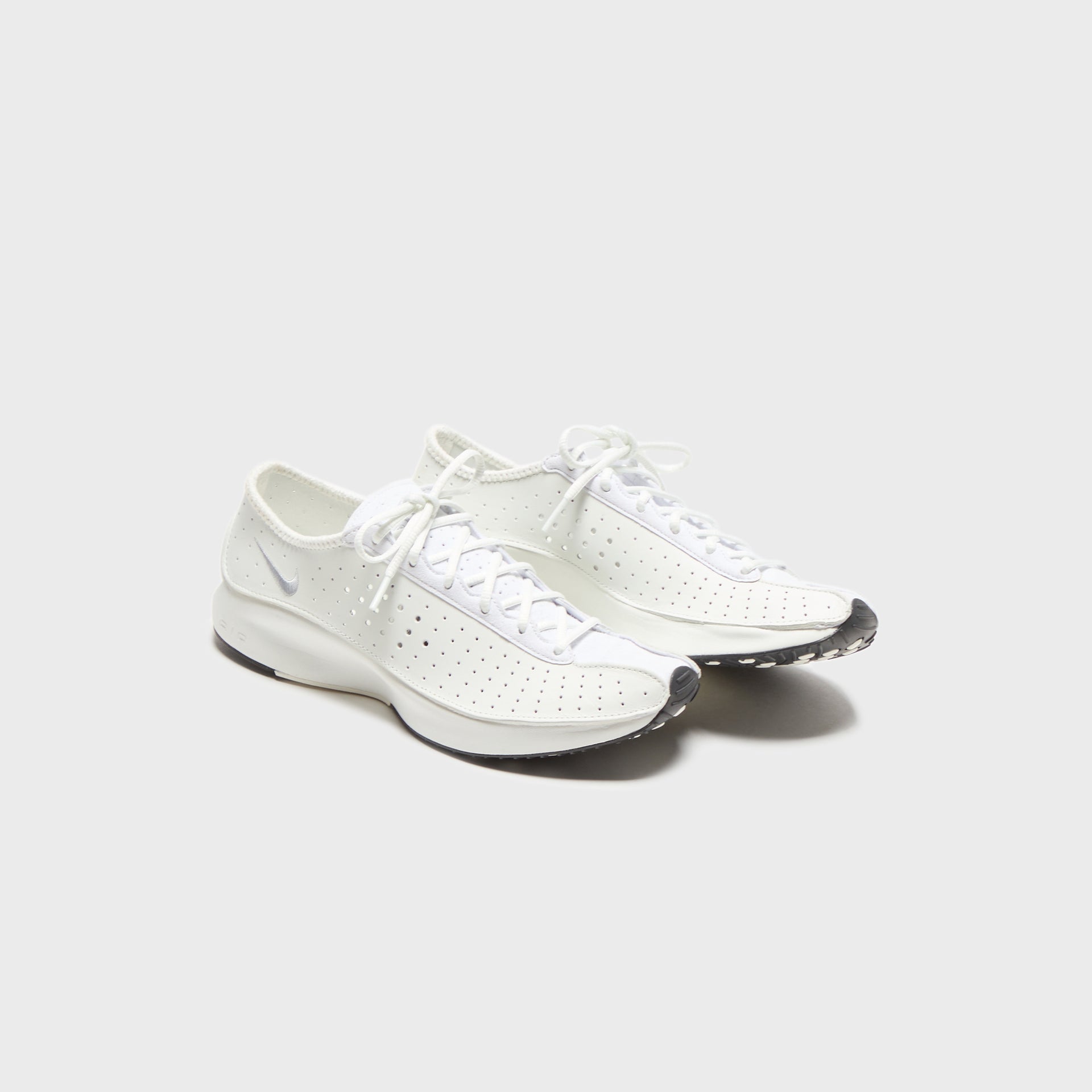 Nike Women's Air Superfly - White / Metallic Silver / Black / Sail