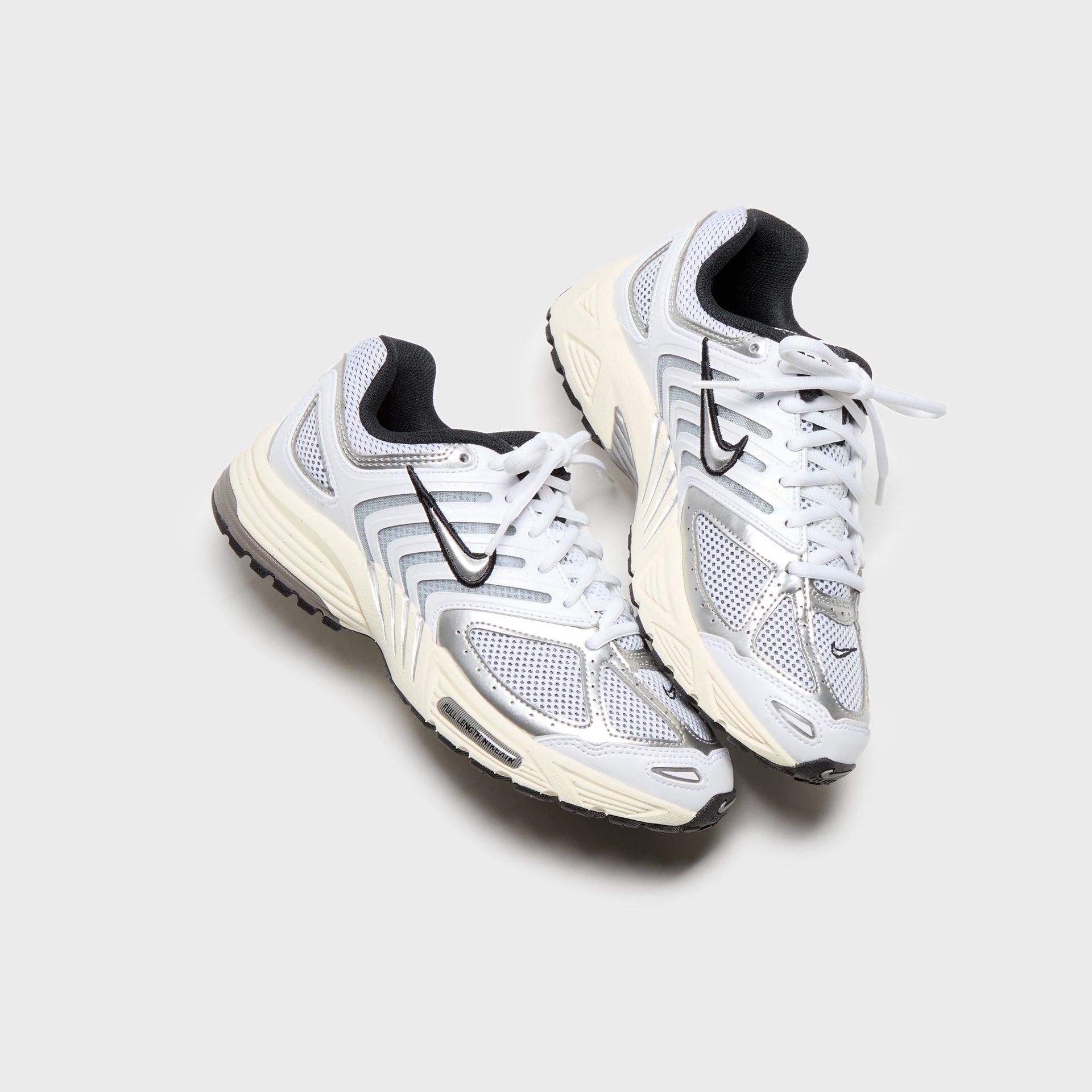 Nike WMNS Air Pegasus 2005 - White / Coconut Milk / Black / Metallic Silver