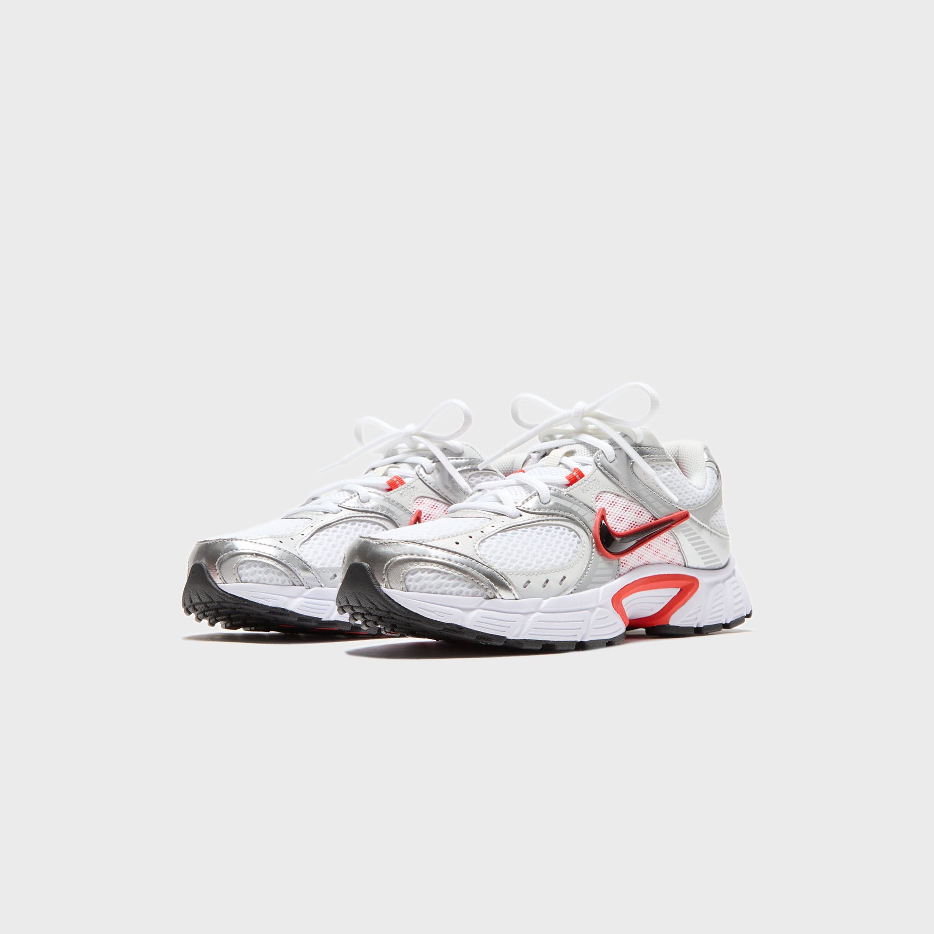 Nike WMNS V5 Rnr - White / Picante Red / Vast Grey / Black