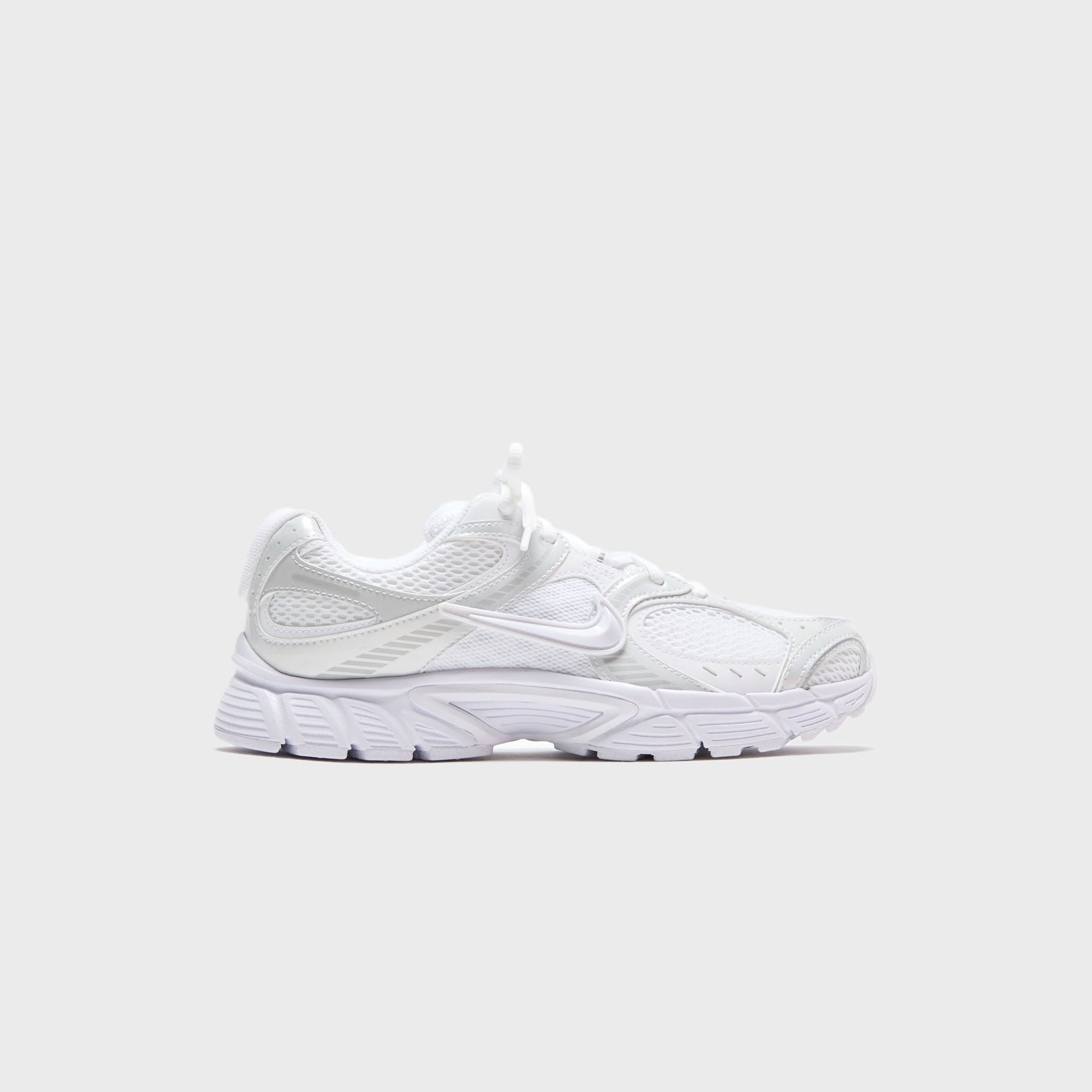 Nike WMNS V5 Rnr - White /Black / Metallic Silver