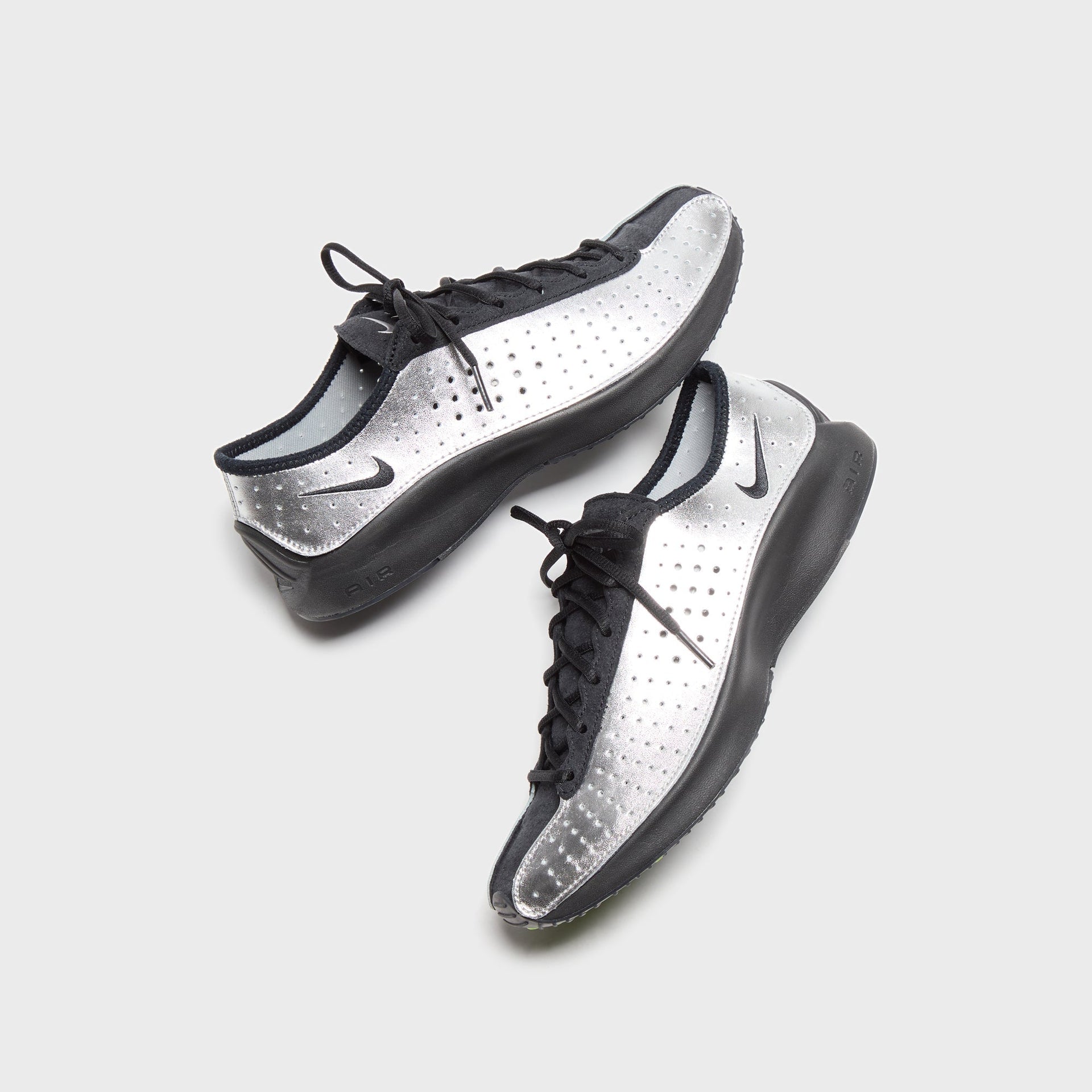 Nike WMNS Air Superfly - Metallic Silver / Black / Anthracite / Volt