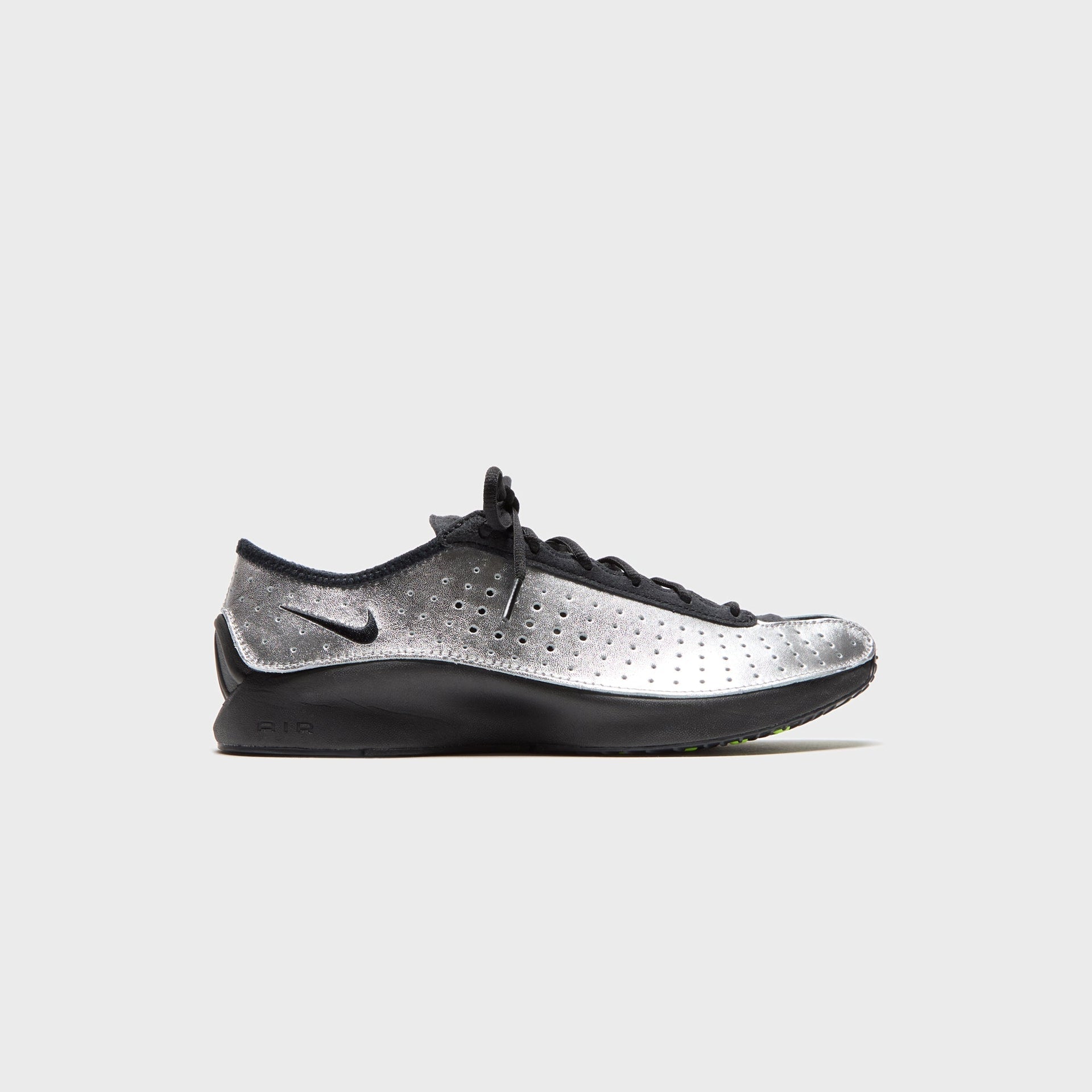 Nike WMNS Air Superfly - Metallic Silver / Black / Anthracite / Volt