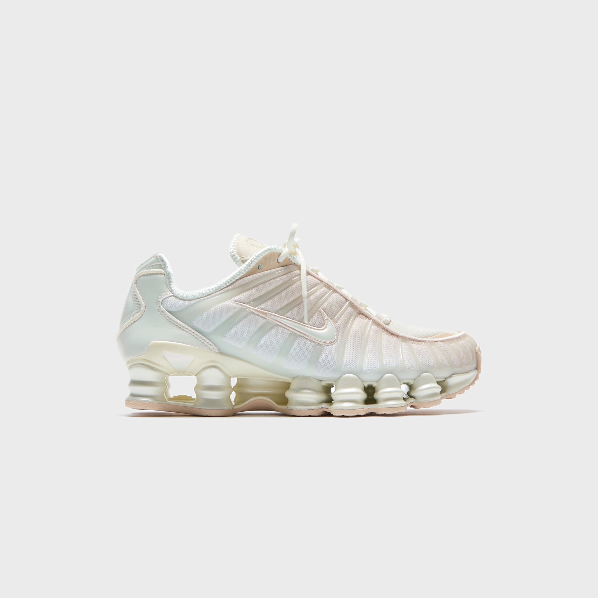 Nike WMNS Shox TL- Pearl White / Soft Pearl / Particle Pink