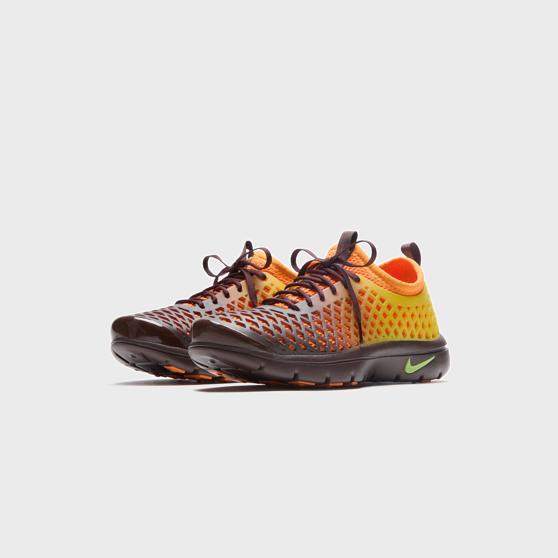 Nike WMNS Rejuven8 Run OG SE - Bright Cactus / Bright Ceramic