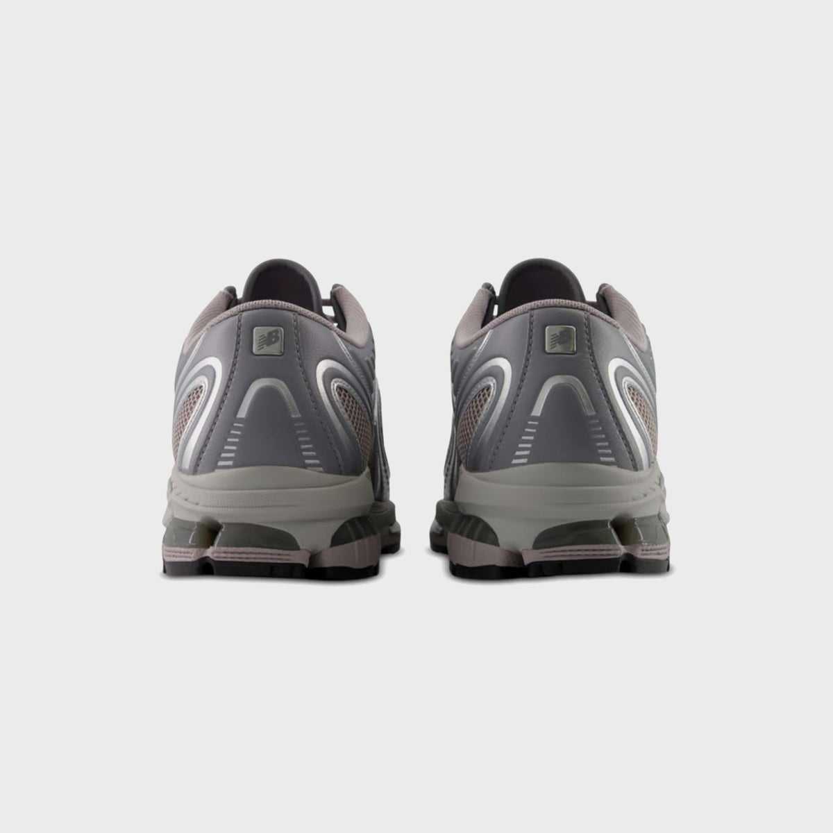 New Balance 1890A - Truffle Salt / Silver Metallic
