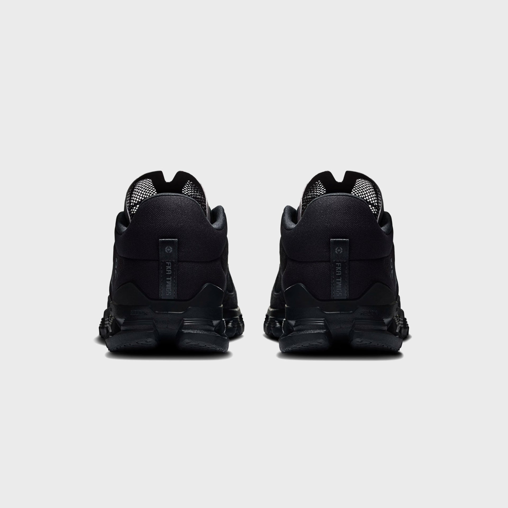 On Running x FKA Twigs Cloud X - Black