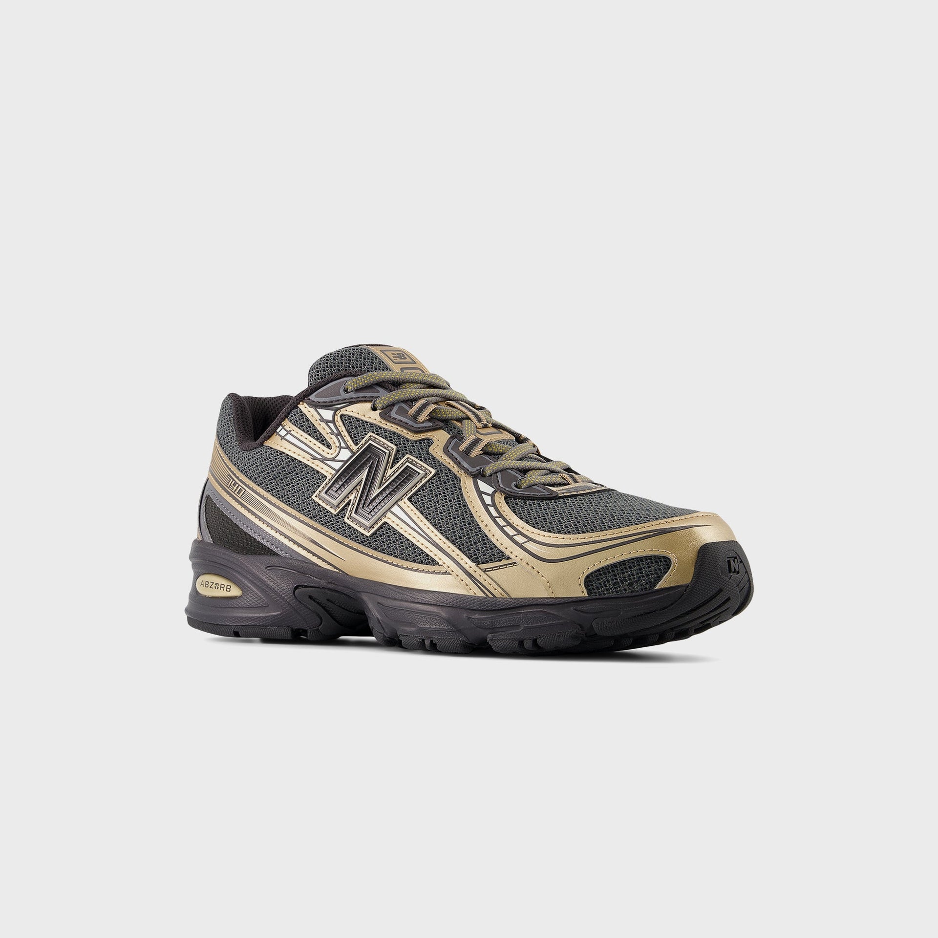 New Balance 740 - Black / Black Cement / Castlerock