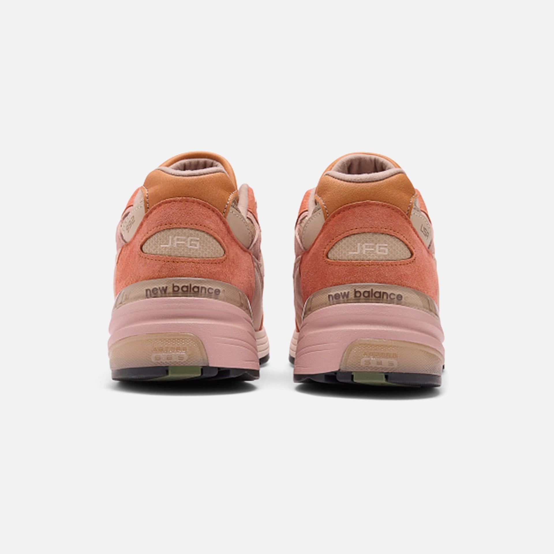 New Balance x Joe FreshGoods 992 - Rose fumé / Rose brumeux