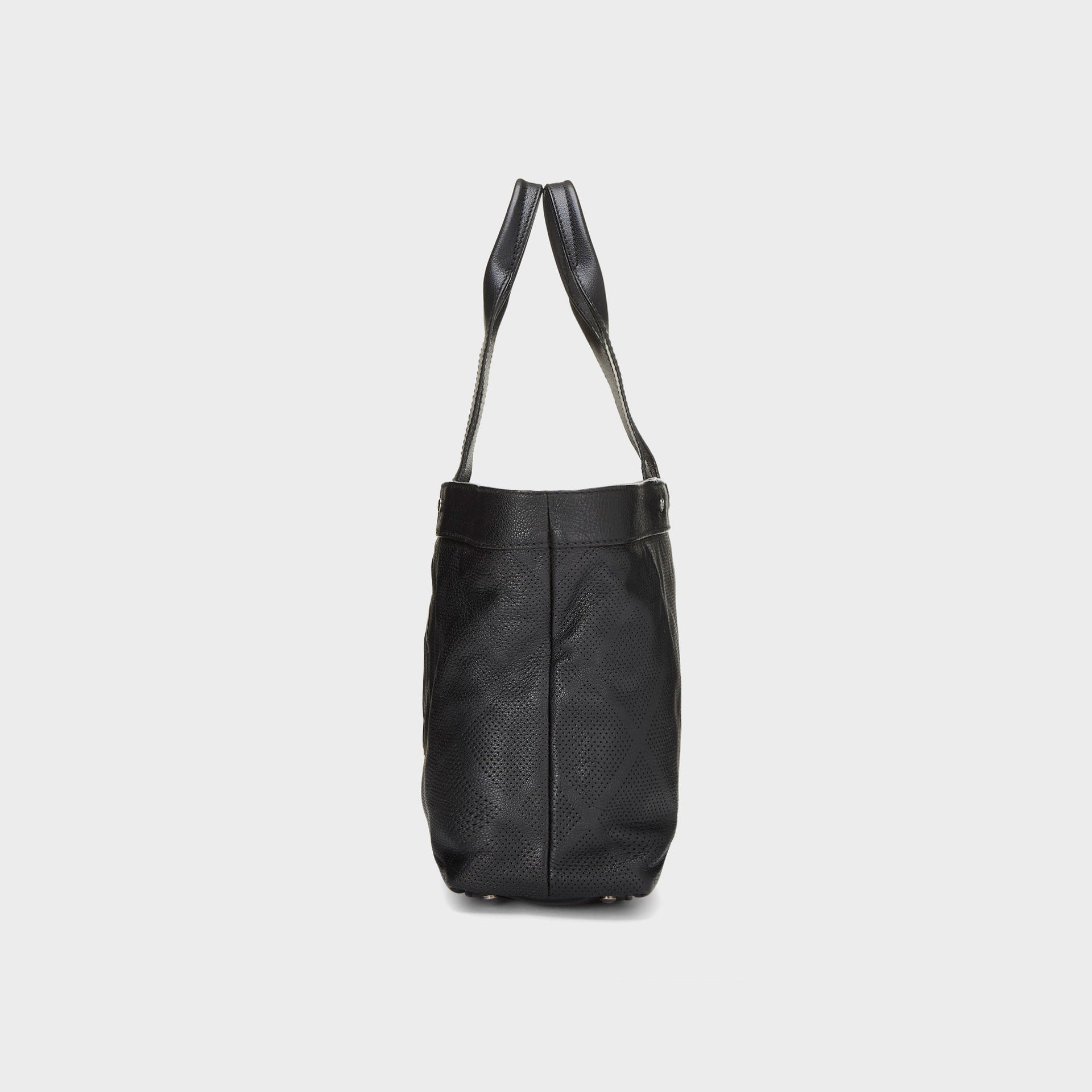 Sac cabas perforé Chanel WGACA, format moyen - Noir