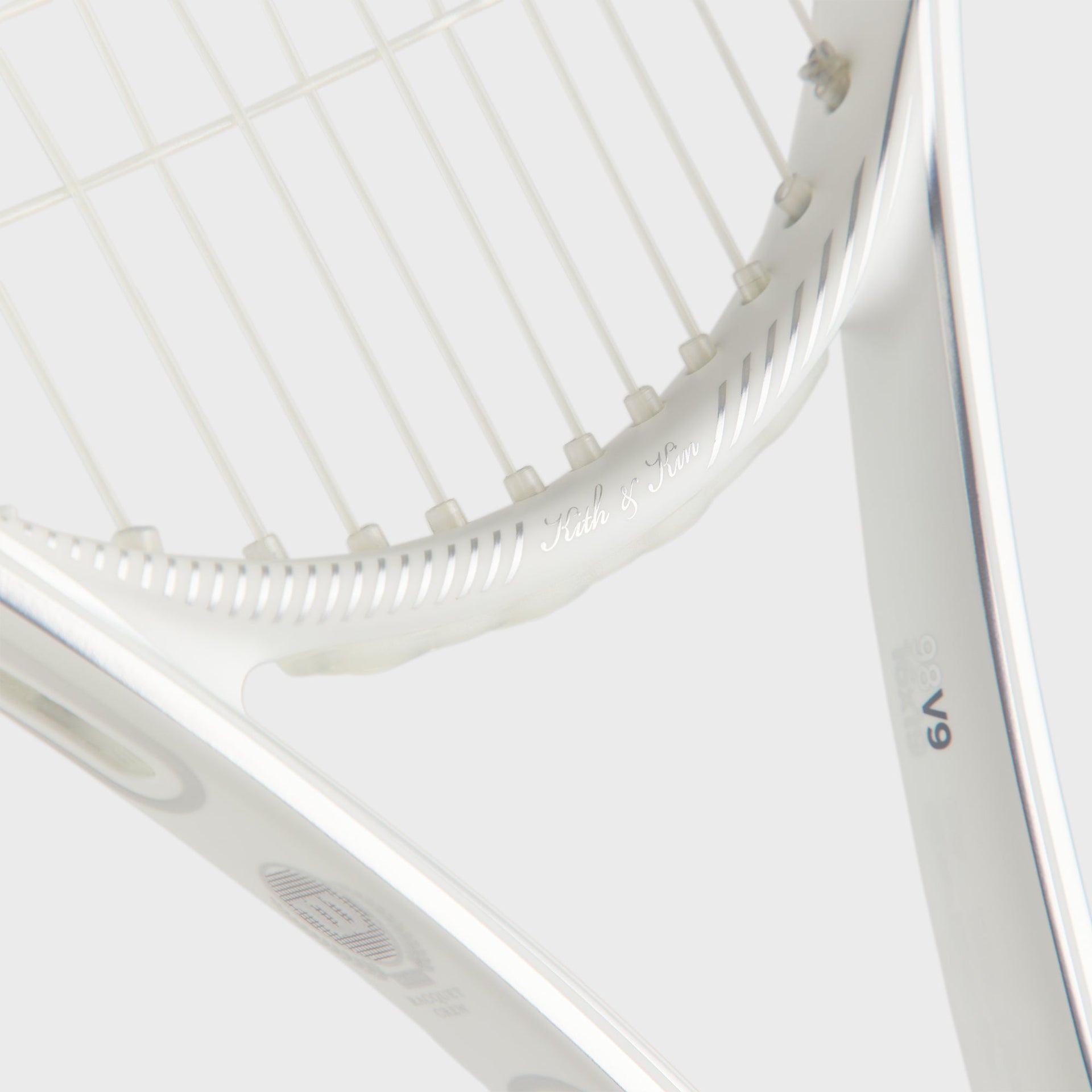 Kith for Wilson Blade 98 (16x19) V9 Tennis Racket