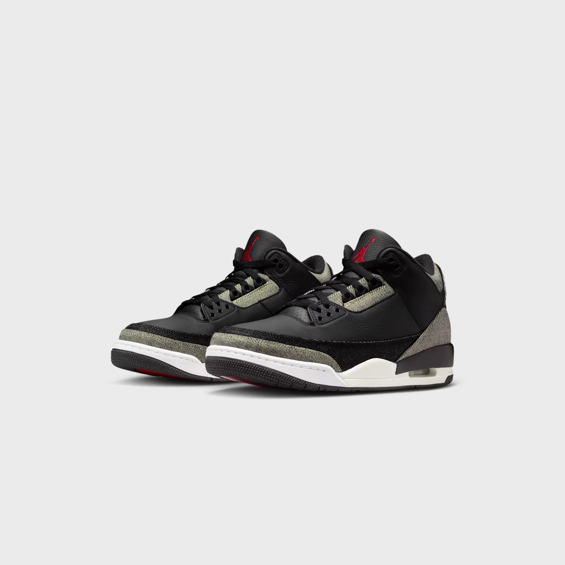 Jordan x Levi's Air Jordan 3 - Denim / Black / Gym Red
