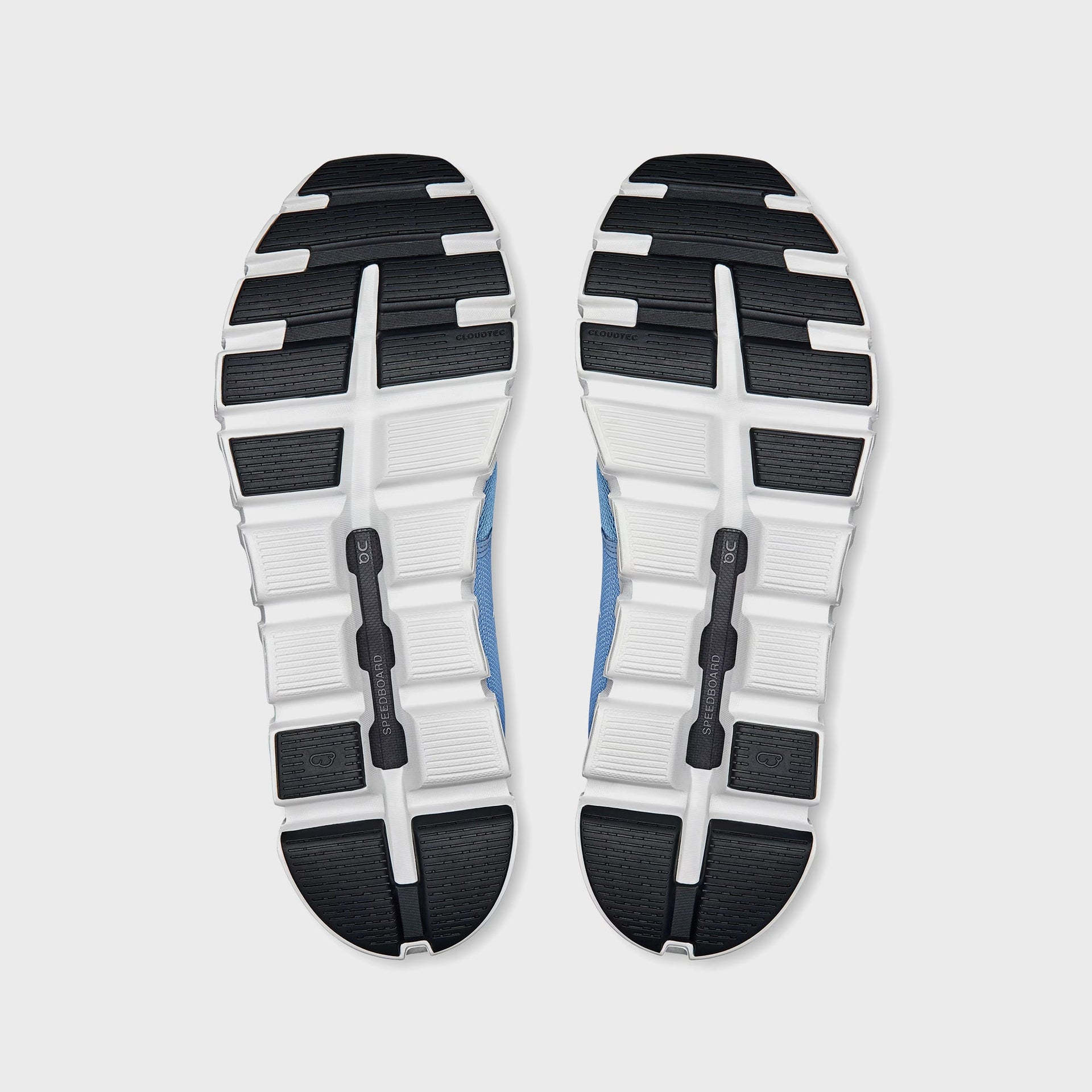 On Running Cloud 6 - Chambray / White